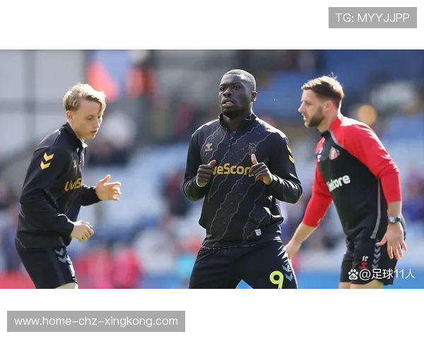 桑德兰与阿森纳关键球员表现对比分析及未来比赛预测 桑德兰与阿森纳关键球员表现对比分析及未来比赛预测