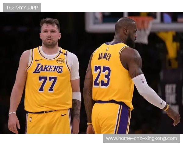 湖人顶住压力拒绝18分逆转 东契奇三双创纪录替补神将砍25+8+4断 湖人顶住压力拒绝18分逆转 东契奇三双创纪录替补神将砍25+8+4断