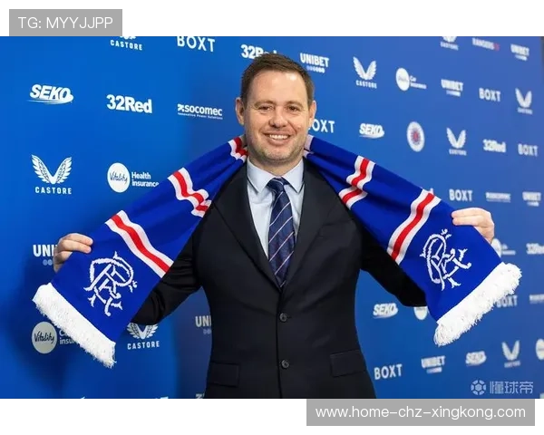 前维拉助教：拉什福德罚球质量出色应主罚任意球，拉什福德进球视频